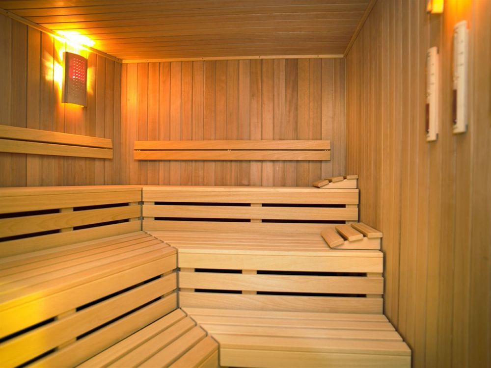 Hotelsuites De Driesprong Loosdrecht Buitenkant foto