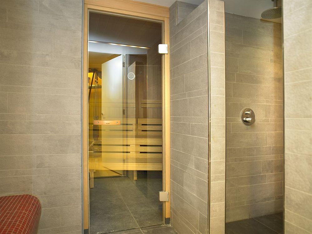 Hotelsuites De Driesprong Loosdrecht Buitenkant foto